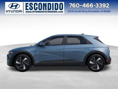 New 2026 Hyundai Ioniq 5 SE image 3