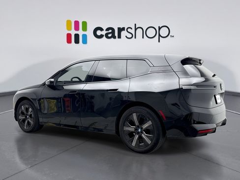 Used 2025 BMW iX xDrive50 w/ Premium Package AWD/4WD image 3