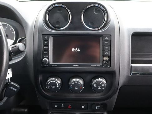 Used 2012 Jeep Compass Limited w/ Sun/Sound Group AWD/4WD image 34