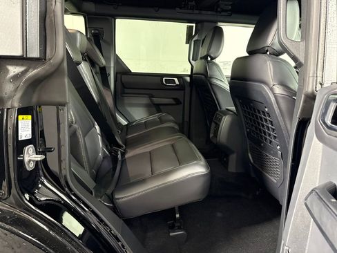 New 2026 Ford Bronco Badlands AWD/4WD image 16