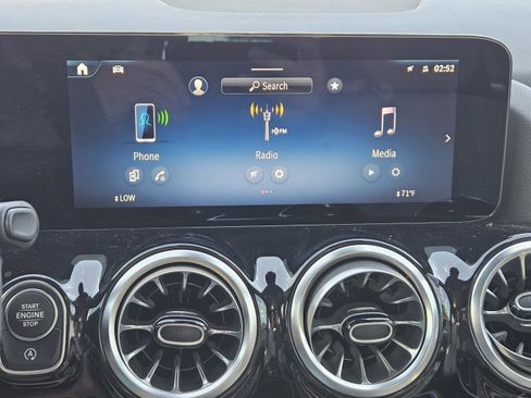 Used 2026 Mercedes-Benz GLA 250 4MATIC image 17