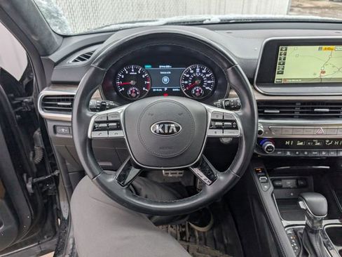 Used 2020 Kia Telluride SX w/ SX Prestige Package image 14