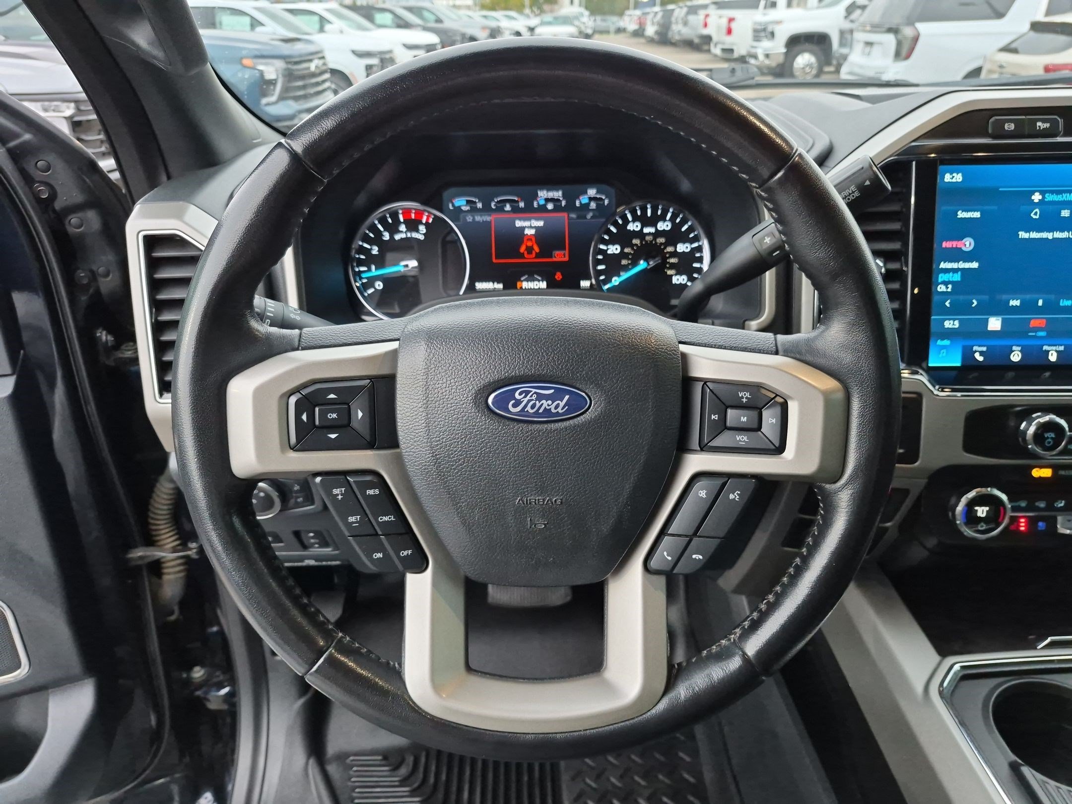 Used 2022 Ford F350 Lariat w/ Tremor Off-Road Package AWD/4WD image 16