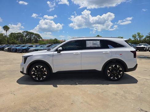 New 2026 Kia Sorento SX FWD image 5