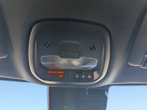 Used 2024 Chevrolet Trax RS w/ Driver Confidence Package image 20