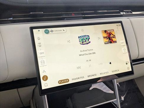 New 2025 Land Rover Range Rover Long Wheelbase SE image 12