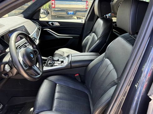 Used 2020 BMW X7 xDrive40i w/ M Sport Package AWD/4WD image 13