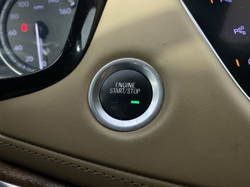 Certified 2020 Cadillac XT5 Premium Luxury w/ Platinum Package image 8