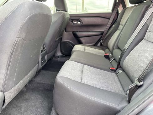 Certified 2024 Nissan Rogue SV FWD image 15