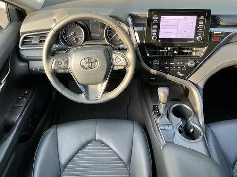 Used 2023 Toyota Camry SE image 15