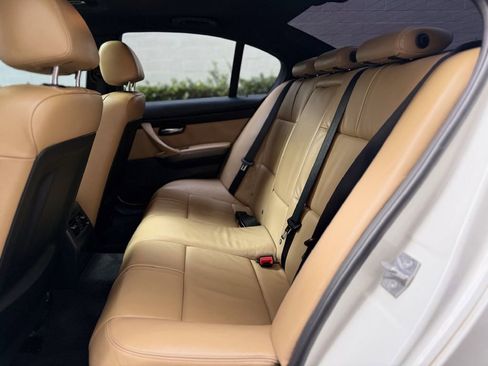 Used 2011 BMW M3 Sedan image 20