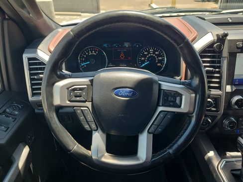 Used 2019 Ford F150 Platinum w/ Equipment Group 701A Luxury AWD/4WD image 17
