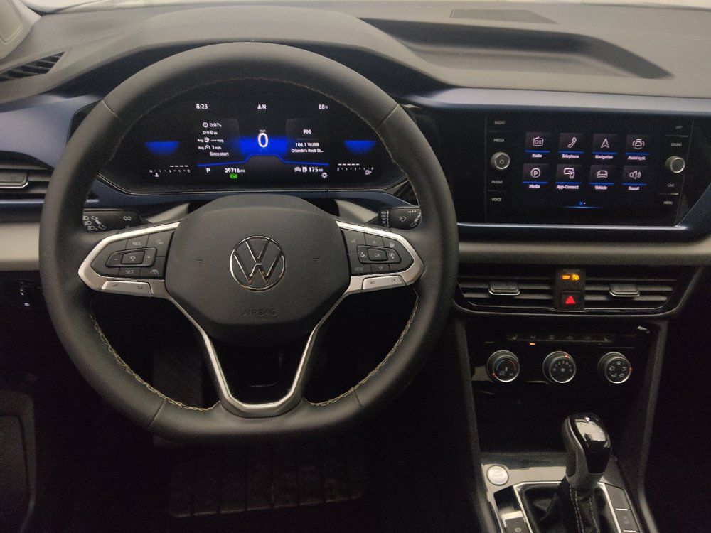 Used 2023 Volkswagen Taos SE FWD image 22