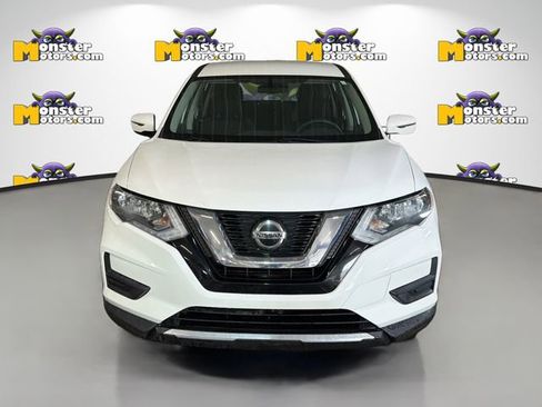 Used 2018 Nissan Rogue AWD image 2