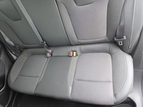 Used 2022 Buick Encore GX Preferred w/ Cold Weather Comfort Package image 26