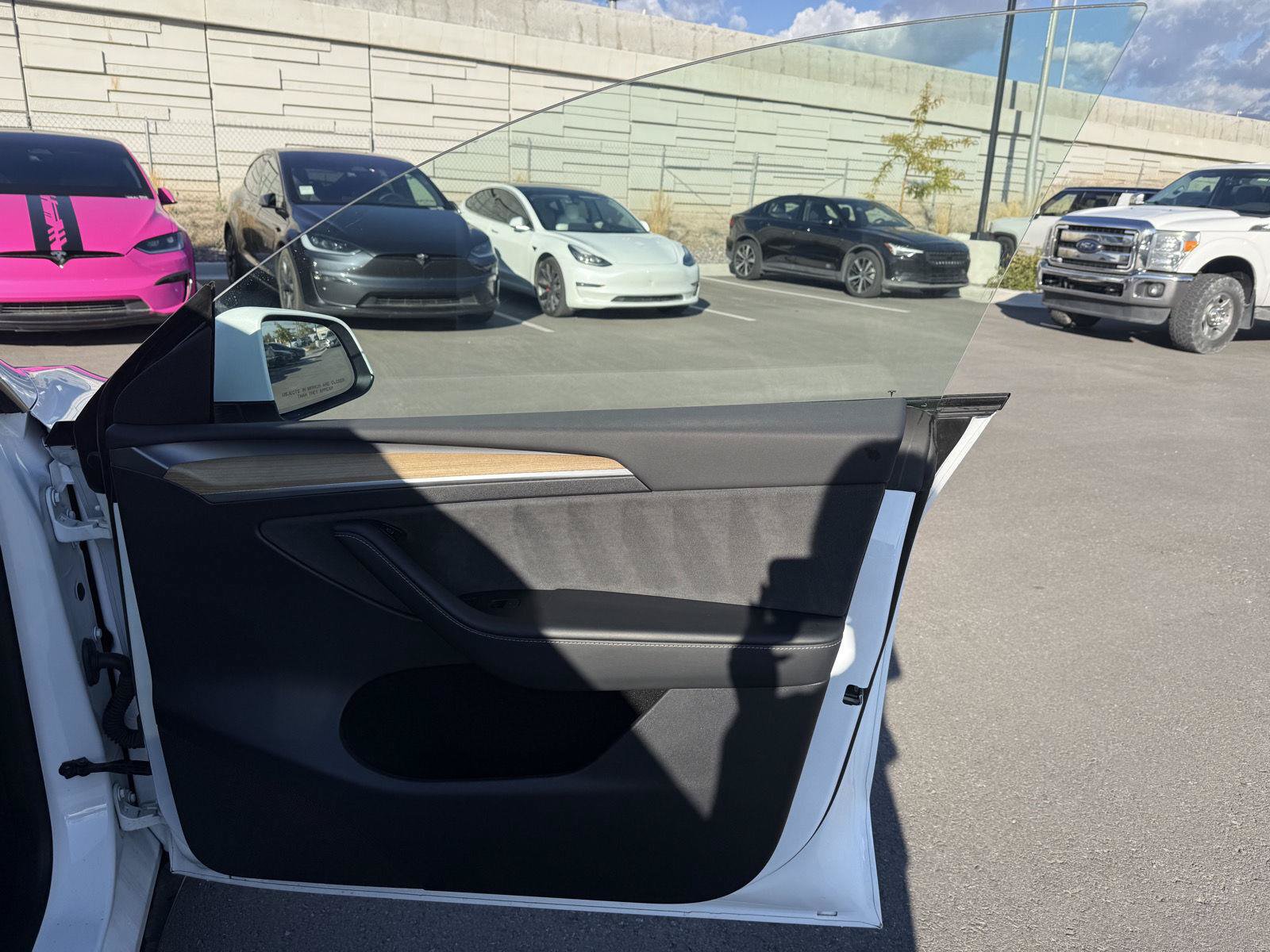 Used 2023 Tesla Model Y Long Range AWD/4WD image 22