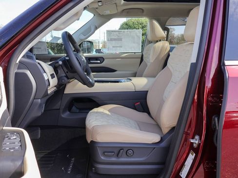 New 2026 Nissan Armada Platinum image 7