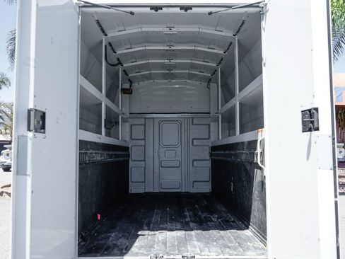 Used 2022 Chevrolet Express 3500 w/ Power Convenience Package RWD image 8