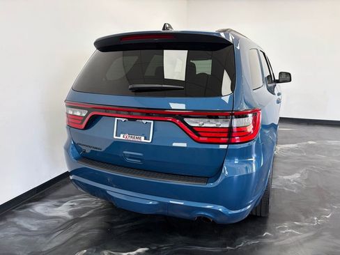 Used 2024 Dodge Durango SXT w/ SXT Blacktop Group image 7