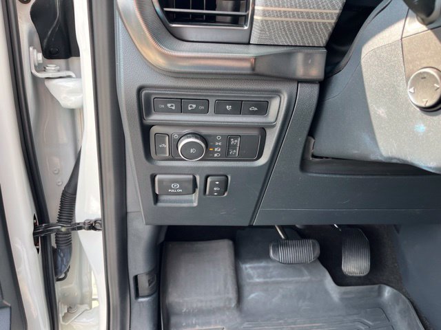 Used 2022 Ford F150 Platinum w/ Equipment Group 701A High AWD/4WD image 37
