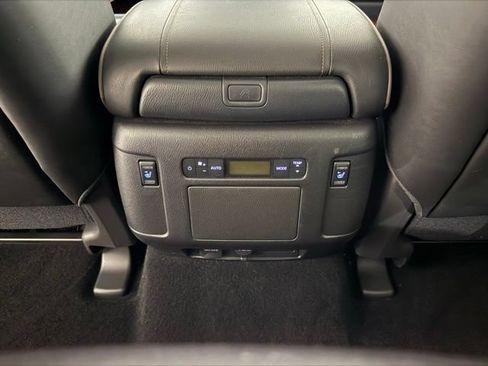 Used 2023 Nissan Armada Platinum w/ Captain's Chairs Package AWD/4WD image 28