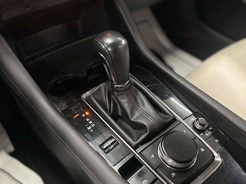 Used 2019 MAZDA MAZDA3 Preferred AWD 4dr Sedan image 27