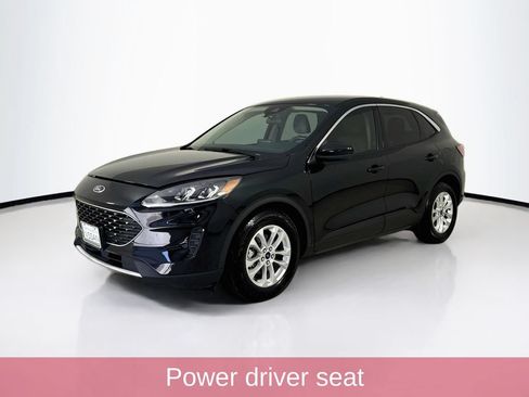 Used 2020 Ford Escape SE FWD image 3