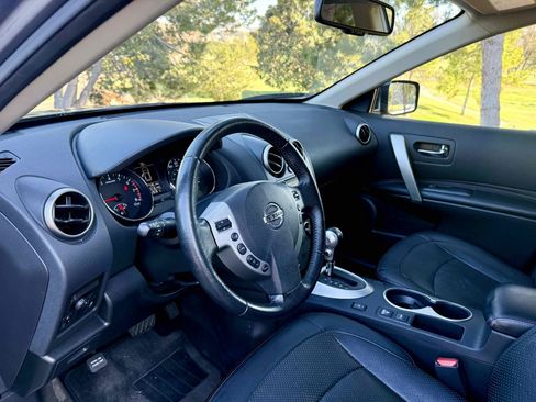 Used 2013 Nissan Rogue SL FWD image 16