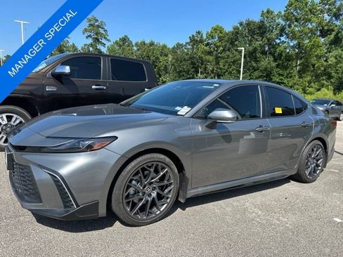 Used 2026 Toyota Camry SE w/ Multimedia Upgrade Package FWD image 3