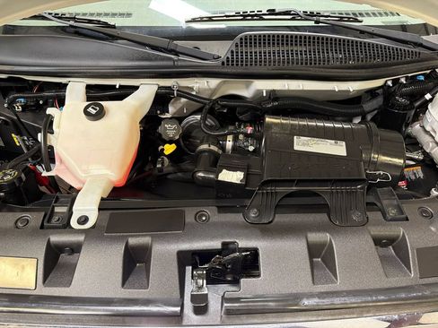 Used 2020 GMC Savana 2500 w/ Driver Convenience Package RWD image 42