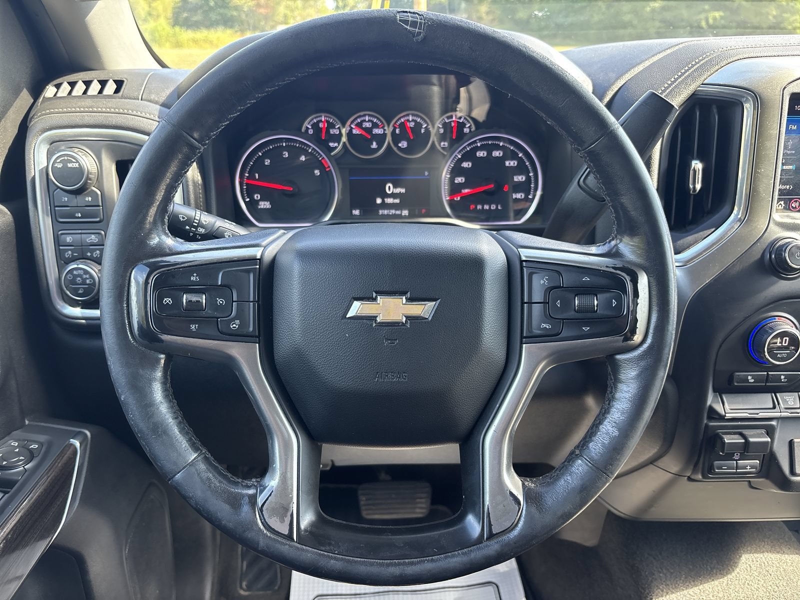Used 2021 Chevrolet Silverado 3500 LT w/ Convenience Package AWD/4WD image 17