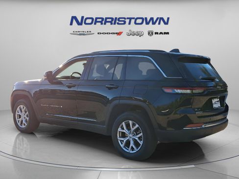 Certified 2022 Jeep Grand Cherokee Limited image 4