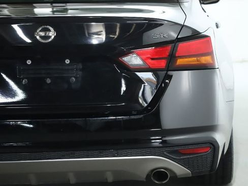 Used 2019 Nissan Altima 2.5 SR image 15