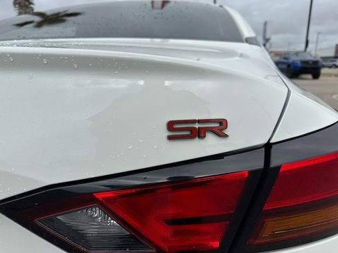 Used 2024 Nissan Altima 2.5 SR image 18