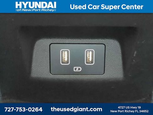 Certified 2023 Hyundai Tucson SEL w/ Convenience Package FWD image 16