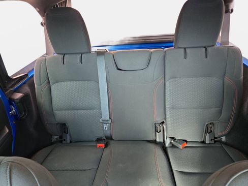 Used 2021 Jeep Wrangler Unlimited Rubicon w/ Cold Weather Group image 35