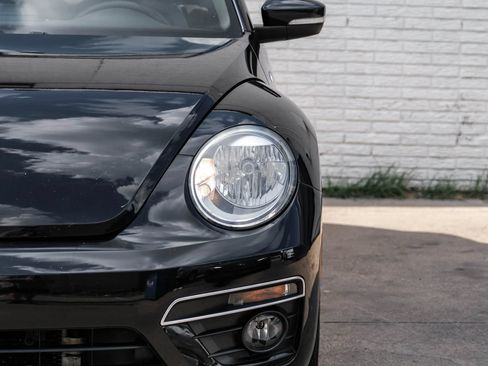 Used 2016 Volkswagen Beetle R-Line SE FWD image 35