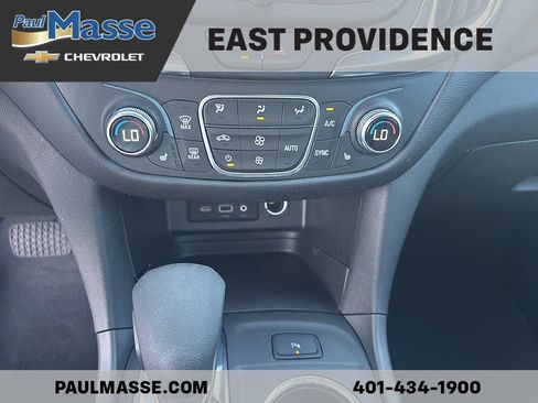 Used 2024 Chevrolet Equinox LT AWD/4WD image 13