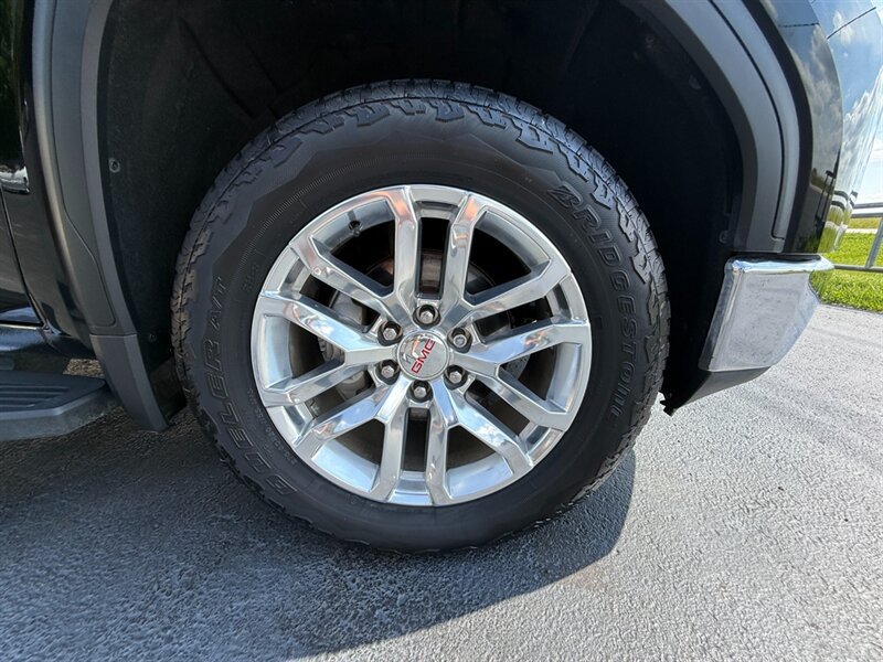 Used 2019 GMC Sierra 1500 SLT w/ SLT Premium Plus Package AWD/4WD image 33