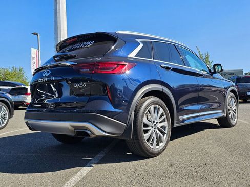 Used 2024 INFINITI QX50 Luxe w/ Accent Package AWD/4WD image 5