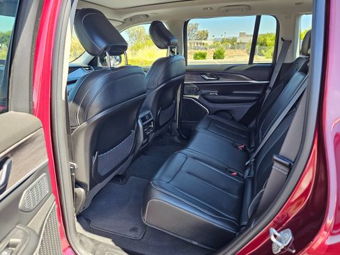 Used 2023 Jeep Grand Cherokee 4WD 4xe image 19