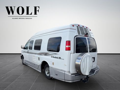 Used 2008 Chevrolet Express 3500 Extended w/ Power Package RWD image 5