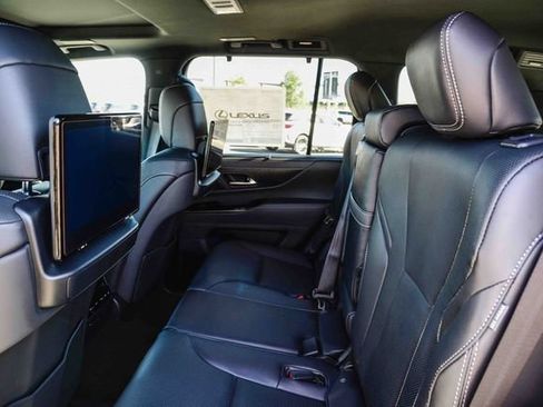 New 2026 Lexus LX 700h Luxury AWD/4WD image 24