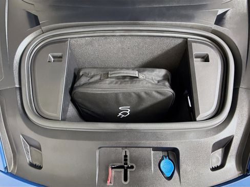 Certified 2023 Porsche Taycan image 25