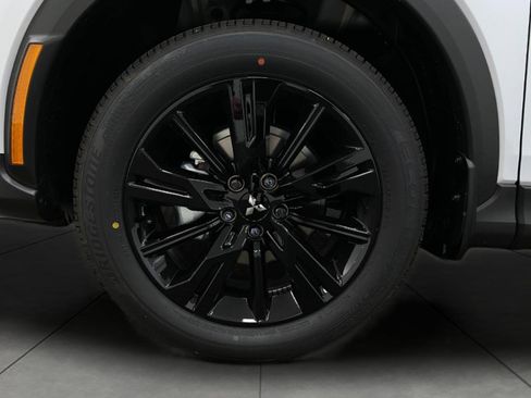 New 2026 Mitsubishi Eclipse Cross AWD image 12