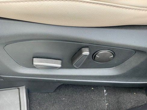 Used 2021 Ford Explorer Limited w/ Equipment Group 301A image 71