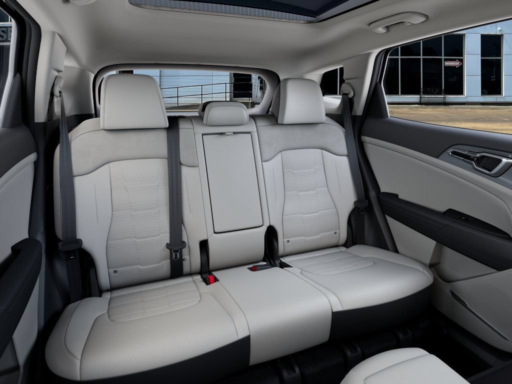 New 2027 Kia Sportage SX FWD image 18