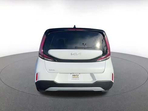 Used 2025 Kia Soul LX w/ LX Technology Package image 12