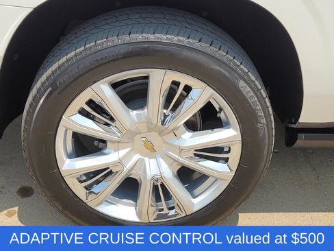 Used 2023 Chevrolet Suburban High Country w/ Premium Package AWD/4WD image 7