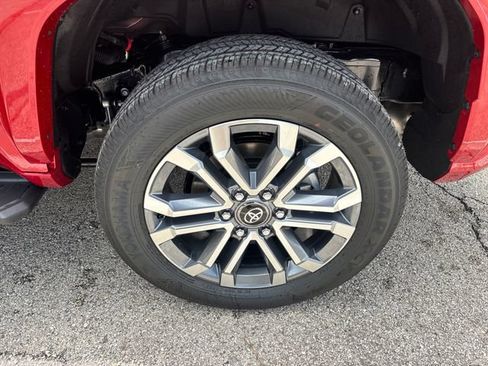 New 2026 Toyota 4Runner Limited AWD/4WD image 33